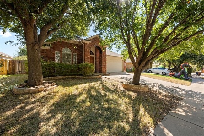 Photo - 10409 Yellowstone Dr