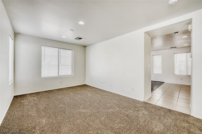 Photo - 2562 Begonia Valley Ave