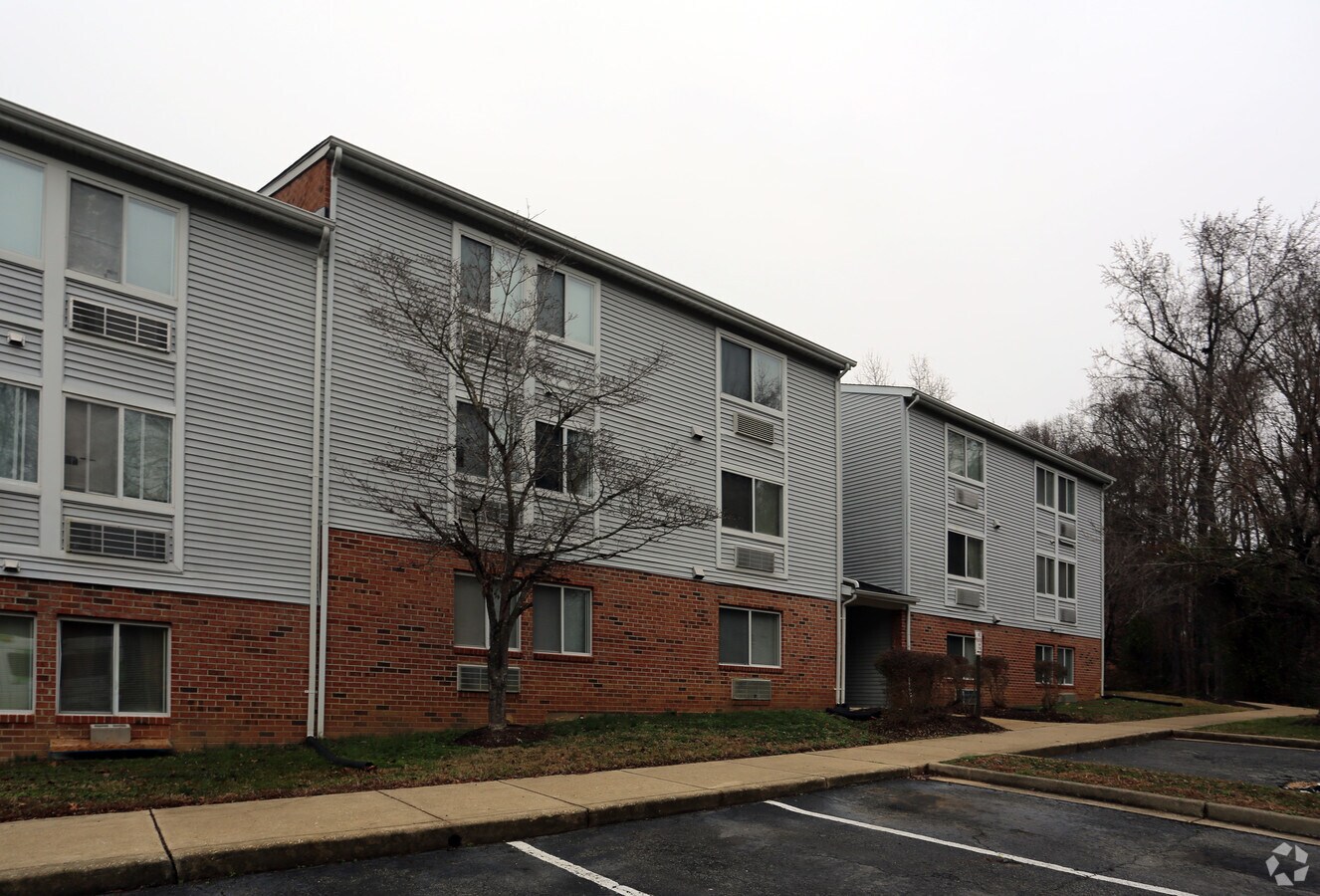 Breton Bay Gardens - Breton Bay Gardens