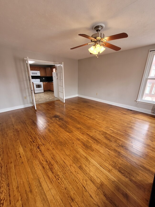 Photo - 104 S Main St Unit 1