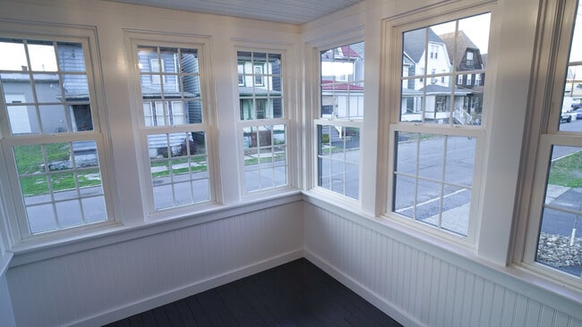 Photo - 112 N 5th Ave Townhome