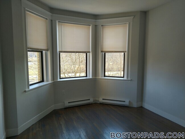 Photo - 77 Park Dr Unit 8