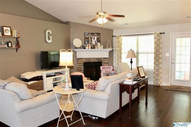 Photo - 123 Autumn Haven Ln