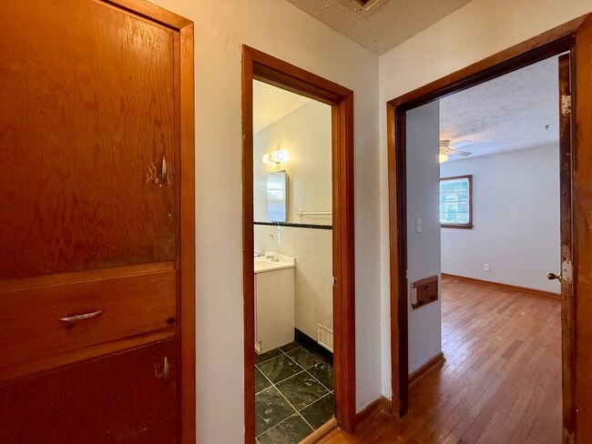 Photo - 2263 S Glendale St