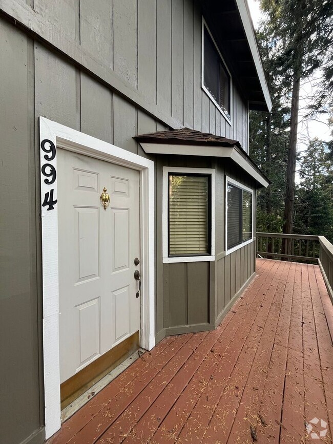 Building Photo - Beautiful Mountain Home