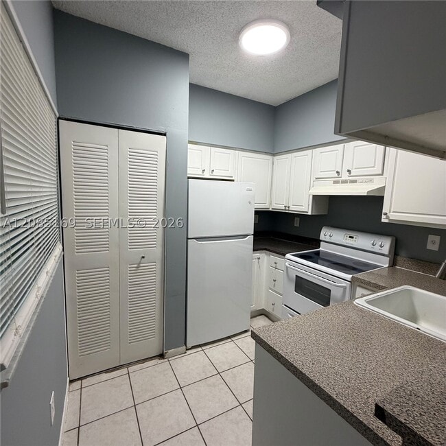 1851 NW 96th Terrace Unit 6A