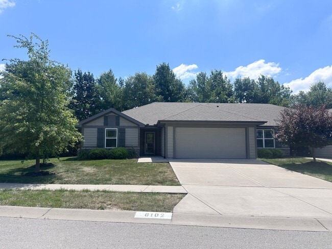Building Photo - Single Level 2 Bed | 2 Bath | 2 Car Garage Attached Villa in Blue Springs