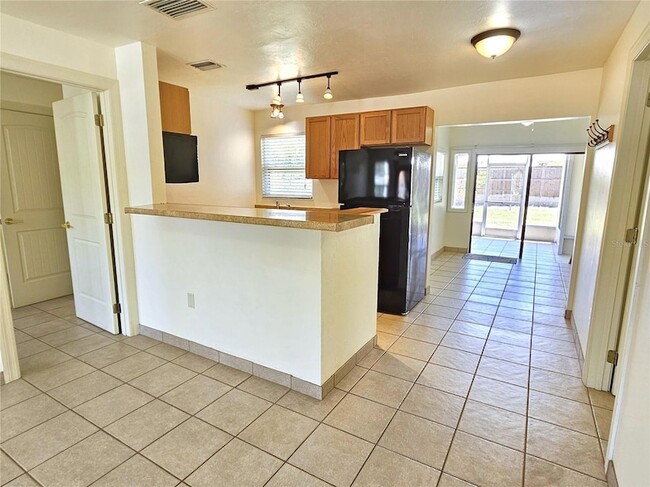 Photo - 323 Palmetto Rd W