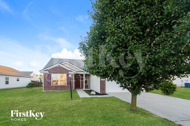 Building Photo - 5602 Wild Horse Dr