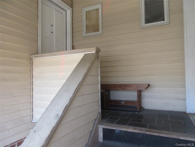 Photo - 20 Bridge St