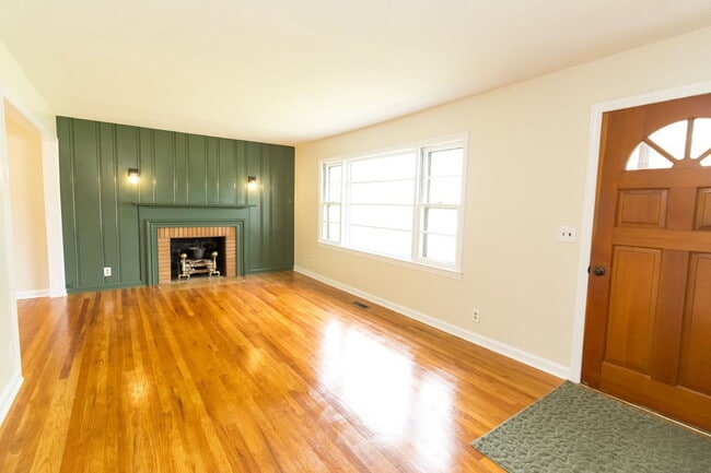 Photo - 116 Centro St