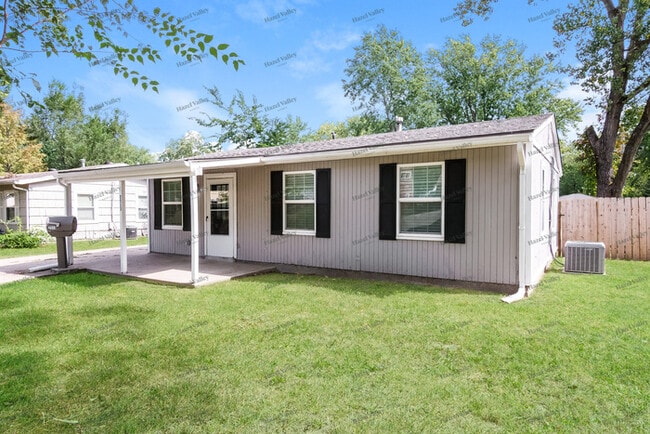 Photo - 2513 S 48th Terrace