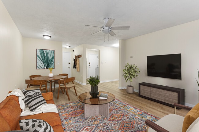 Photo - 354 Market St Unit 4