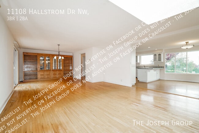 Photo - 11108 Hallstrom Dr NW