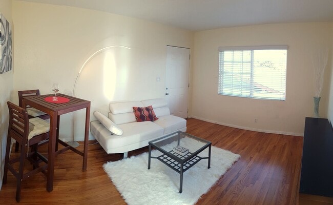 Photo - Kensington_Upper level Spacious 1Bed 1Bath reserved parking Unit 4146 1/2