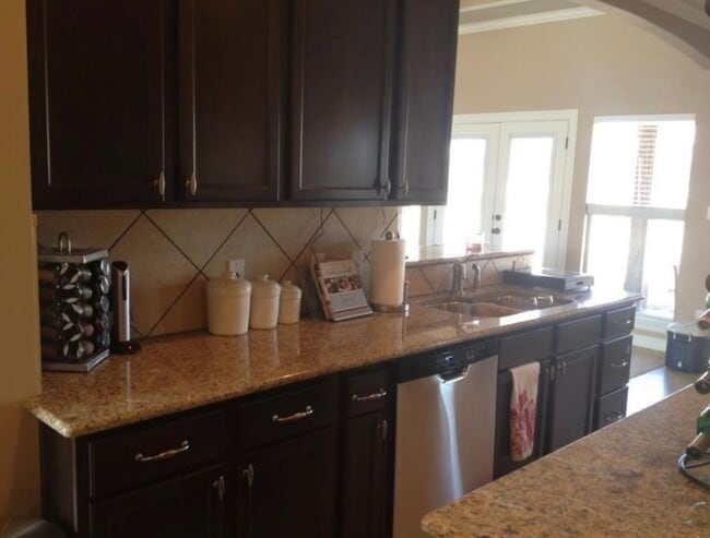 Photo - SAVANNAH PLACE!