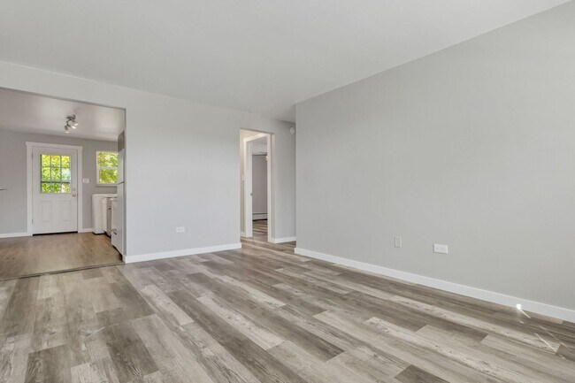 Photo - 2 Bed, 1 Bath Condo in the Goldsmith Neighborhood! Unidad #D