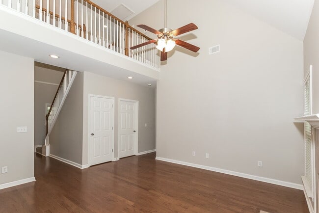 Photo - 34 Cliffhaven Cir