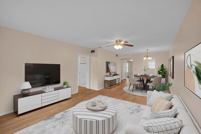 Photo - 2340 SW 22nd Ave Unit 306