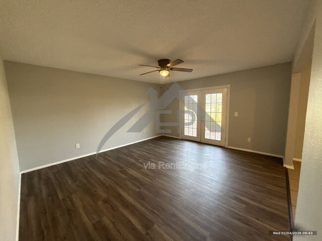 Photo - 629 Reynolds Rd