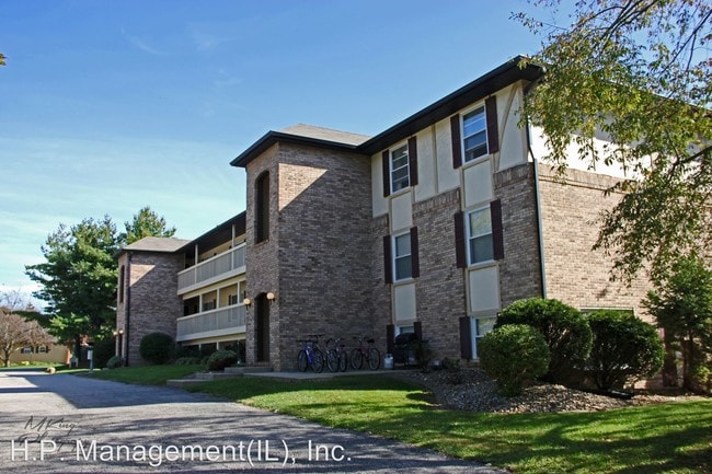 Photo - Hickory Grove Apartments