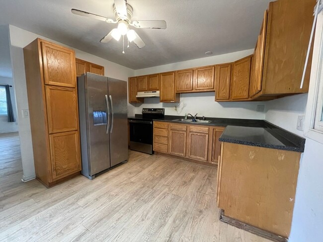 Photo - Three Bedroom Home in Portage