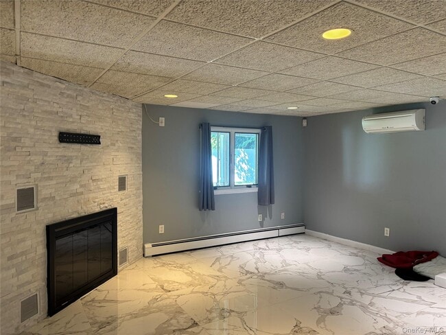 Photo - 275 Evergreen Ave