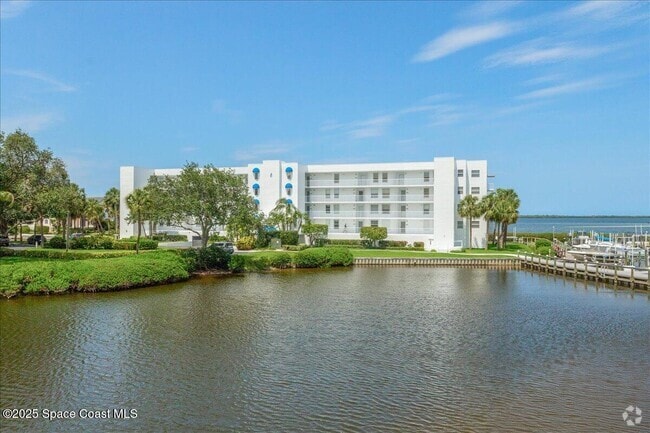 Building Photo - 6124 River Run Dr Rental