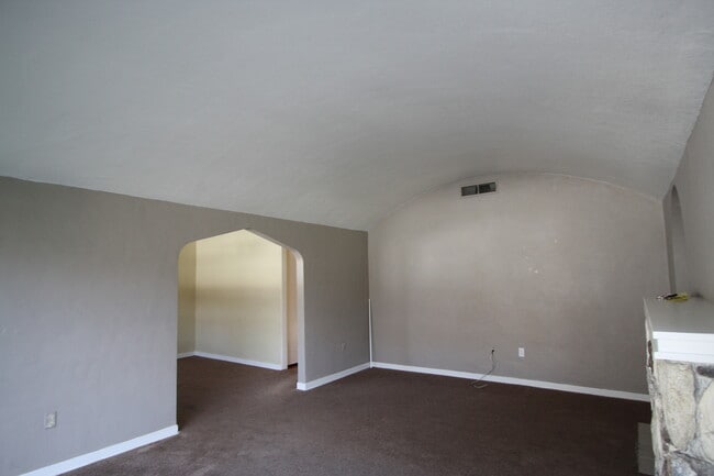 Photo - 4508 E Illinois Ave