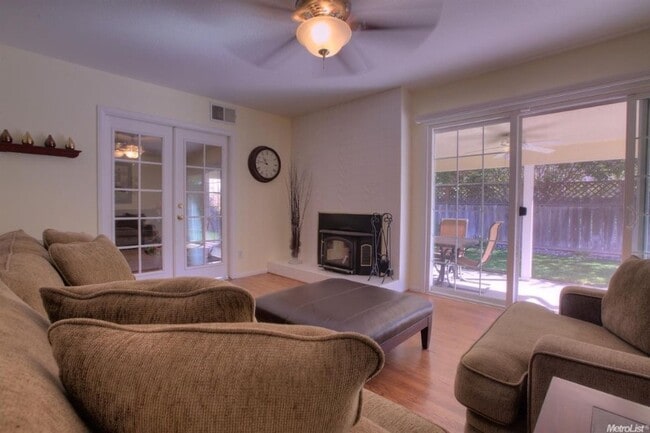 Photo - 1722 Idylwood Ct