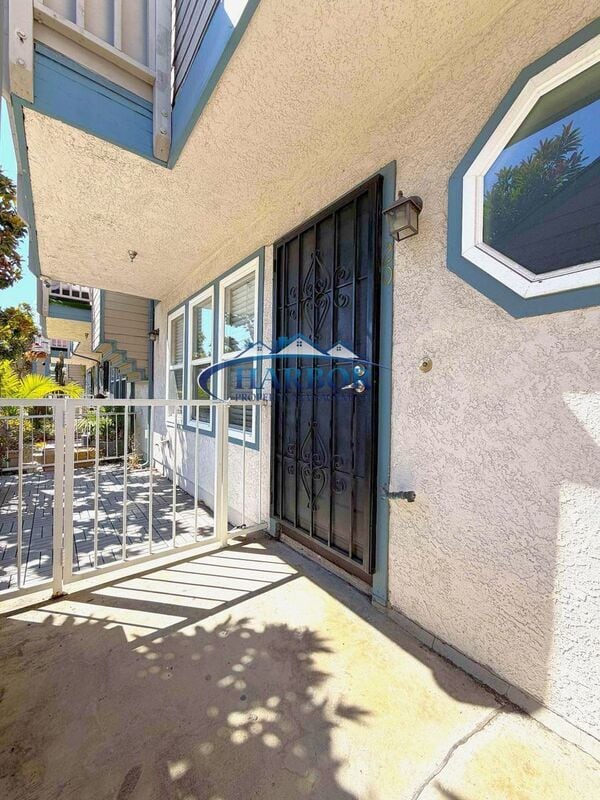 533 Walnut Ave
