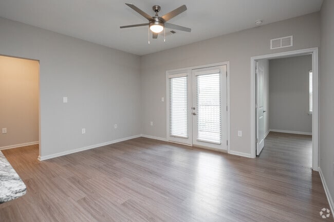 2BR, 2BA - 1,072SF - Living Room - Buffalo Trail Apartments