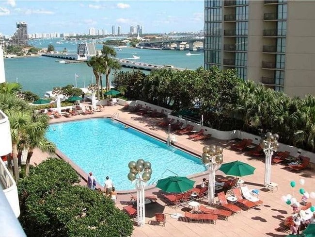 Photo - 1717 N Bayshore Dr Unit 3240