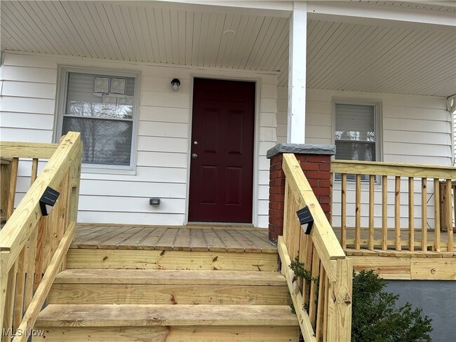 Photo - 15630 Holmes Ave Unit Up