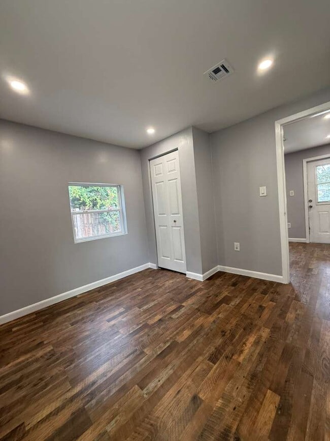 Photo - 4265 SW 62nd Ave