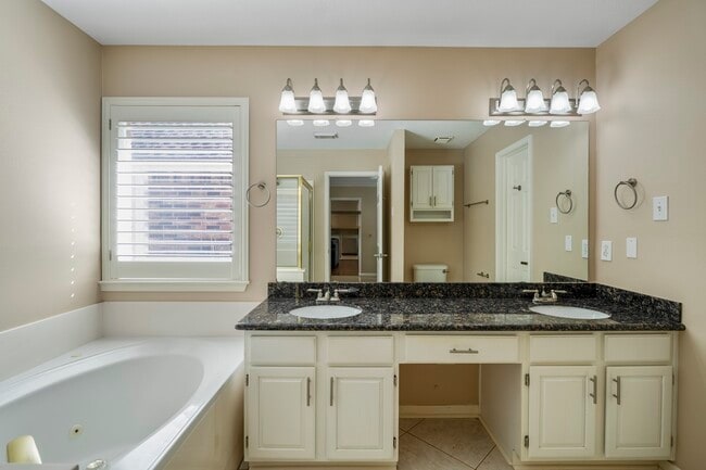 Photo - 9631 Bavaria Dr