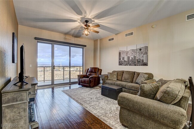 Building Photo - 8255 S Las Vegas Blvd Unit 705 Rental