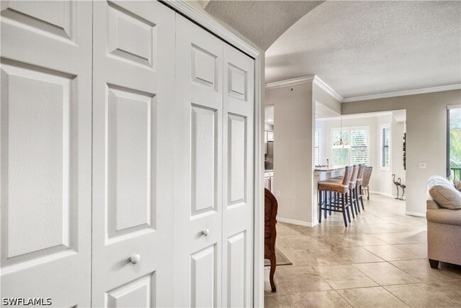 Building Photo - 9715 Acqua Ct Unit 136