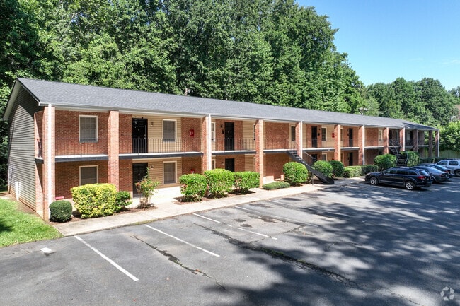 Foto alternativa - Delmonte Court Apartments
