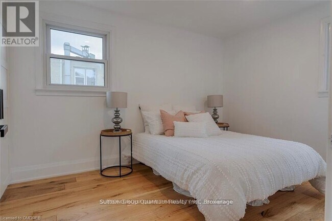 Photo - 108 Rebecca St