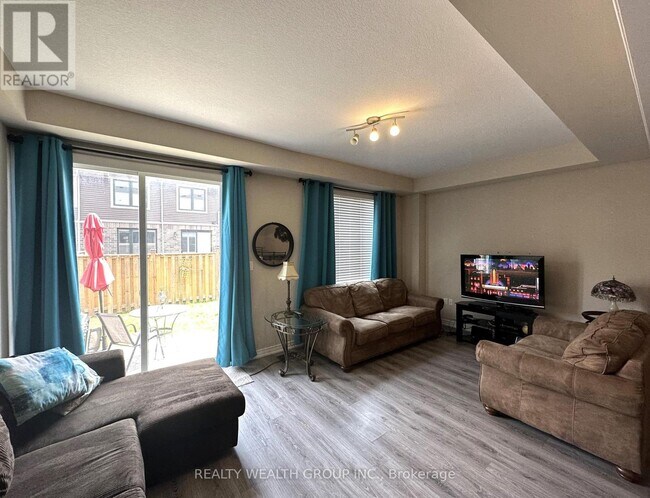 Photo - 1890 Rymal Rd E
