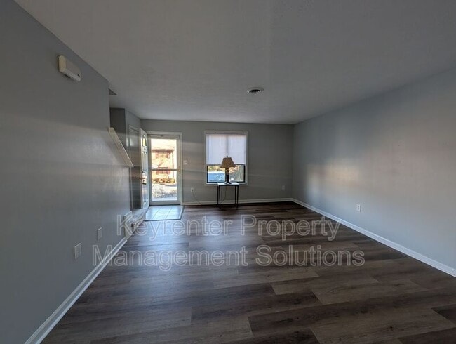 Photo - 500 Winchester Ave Unit #B3