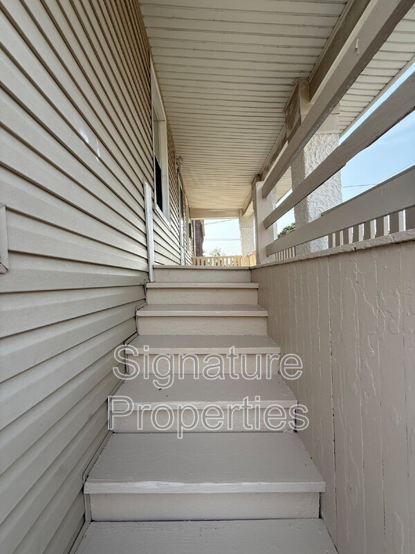 Photo - 180 W Balview Ave Unit B