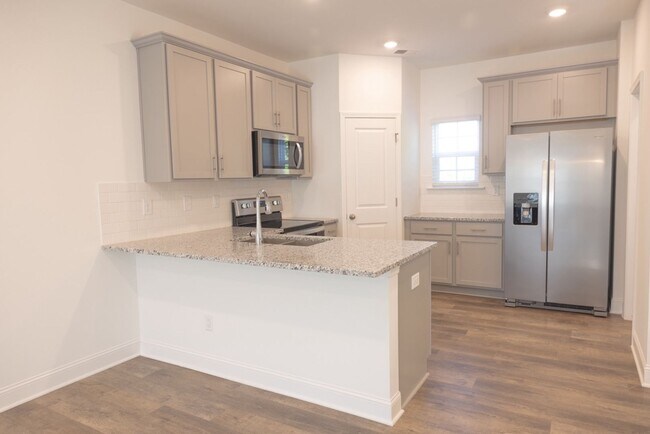 Photo - 1810 Matthews-Mint Hill Rd