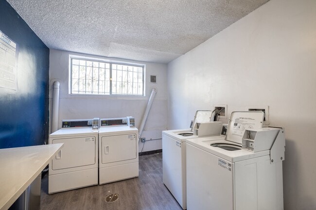 Photo - 1275 Federal Ave