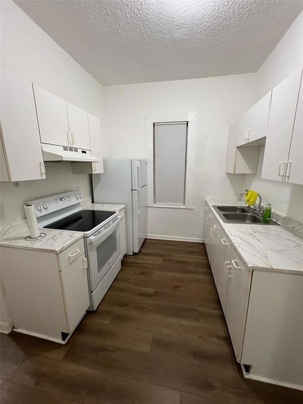 Photo - 1936 W Cherry St