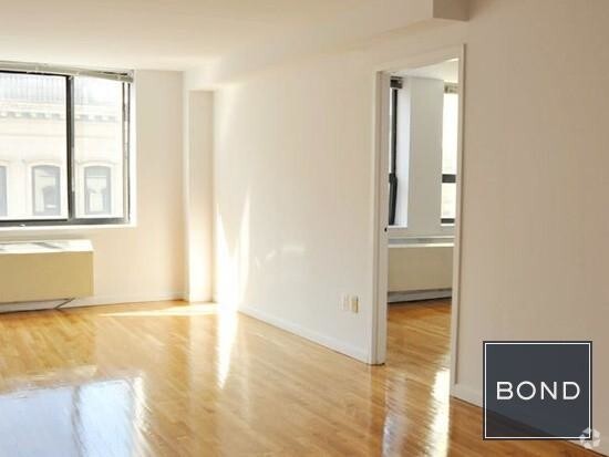 Interior Photo - 433 West 43rd Street Rental