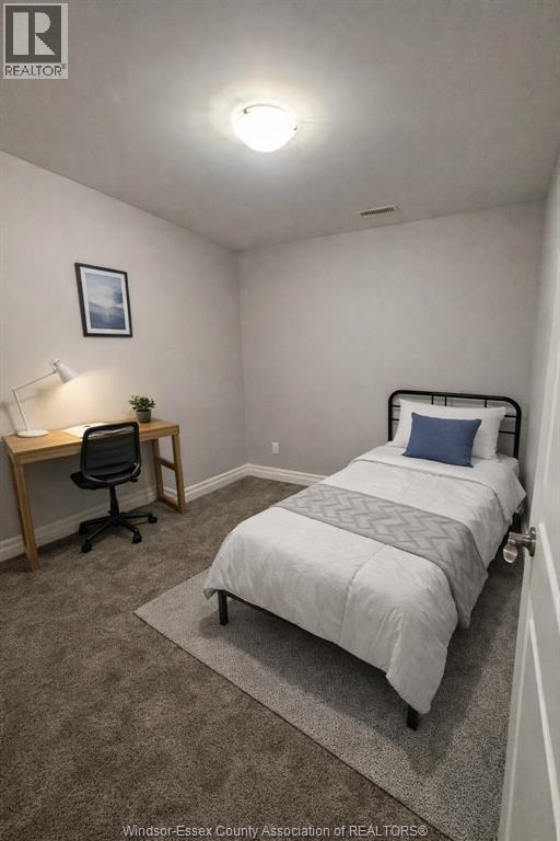 Photo - 726 Faleria St