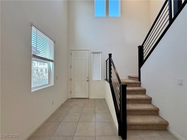 Photo - 8109 Minavalle Ave