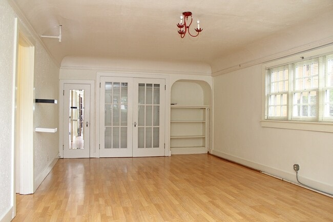 Photo - 3087 SE Ankeny St Unidad 14